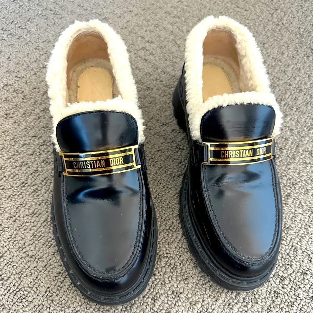 Christian Dior shearling insole loafers size 37.5 good condition. - Picture 1 of 12